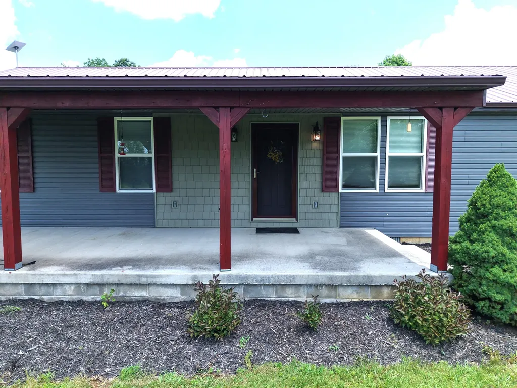 1716 Liberty Road Eubank KY 42567