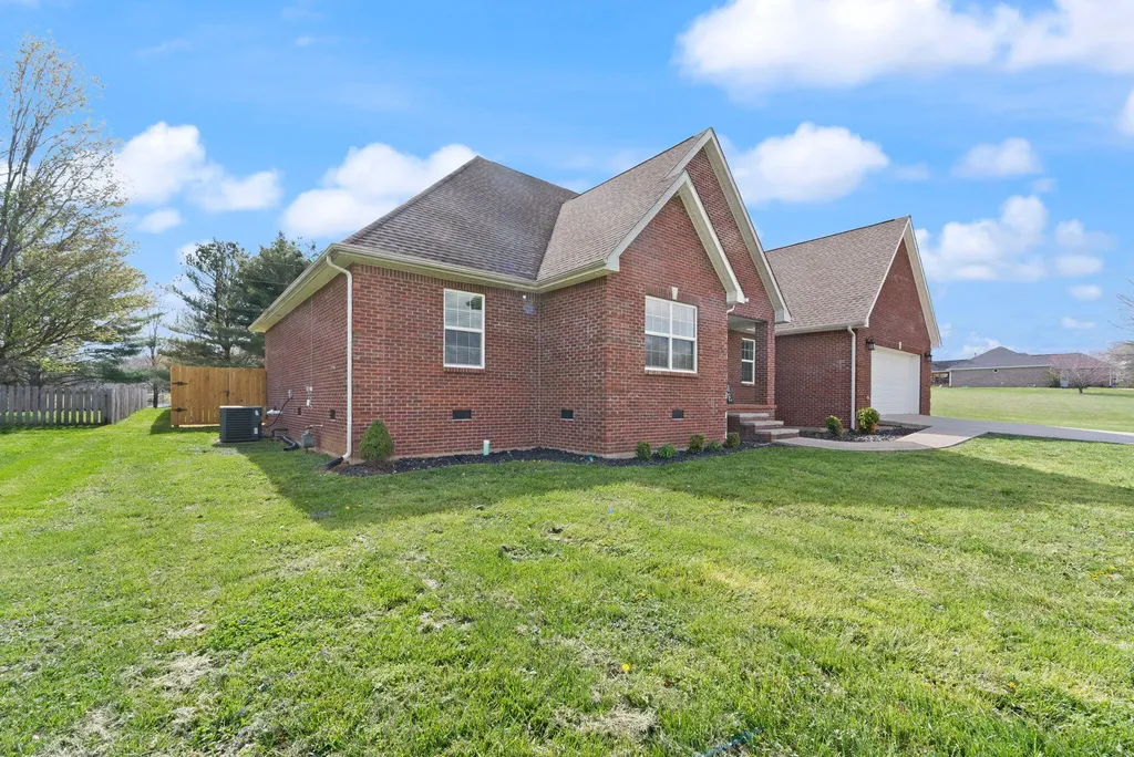 111 Fern Drive Somerset KY 42501
