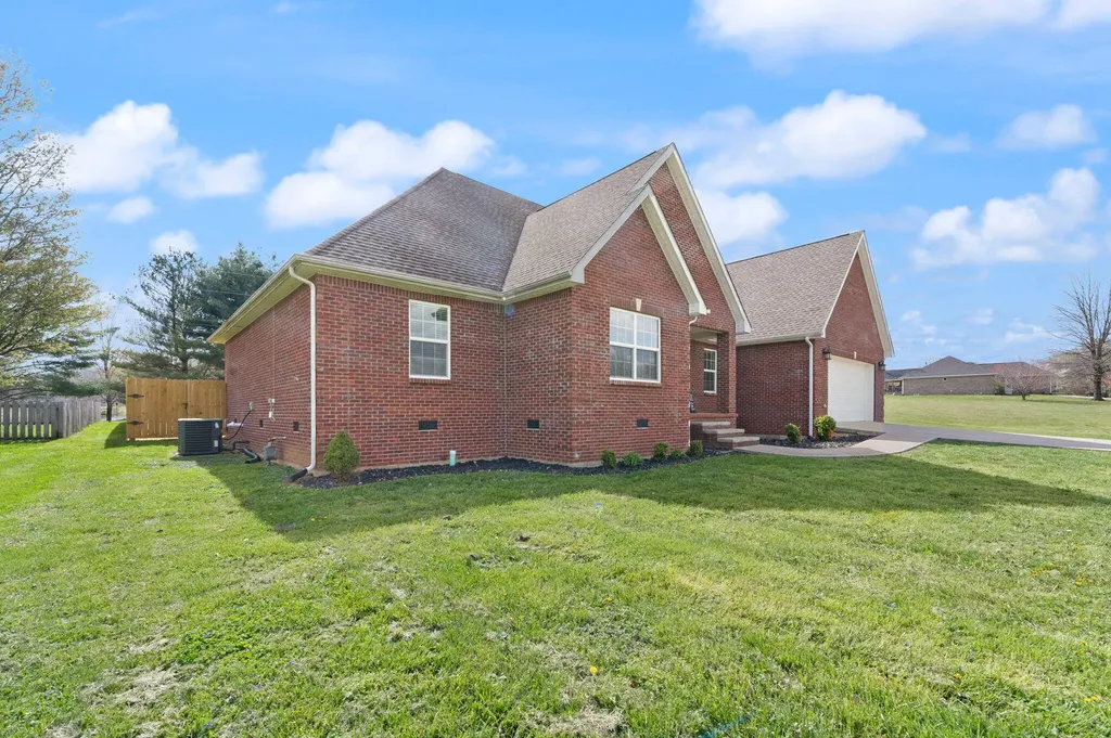111 Fern Drive Somerset KY 42501