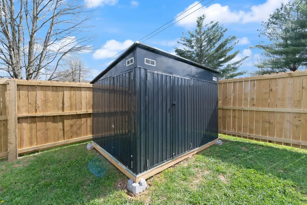 111 Fern Drive Somerset KY 42501