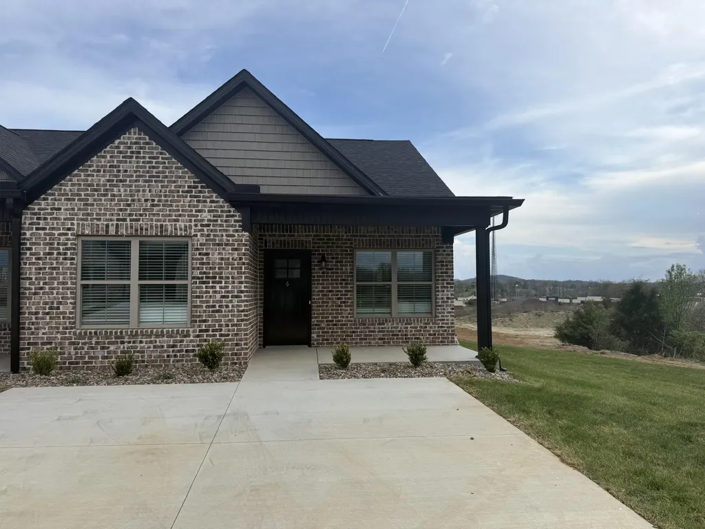 842 Ridgewood Drive Berea KY 40403