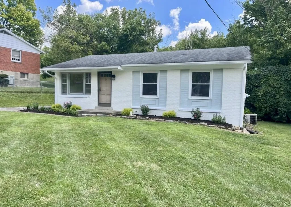 41 Hiawatha Trail Winchester KY 40391