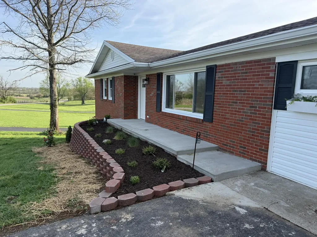 1051 Bethlehem Road Paris KY 40361