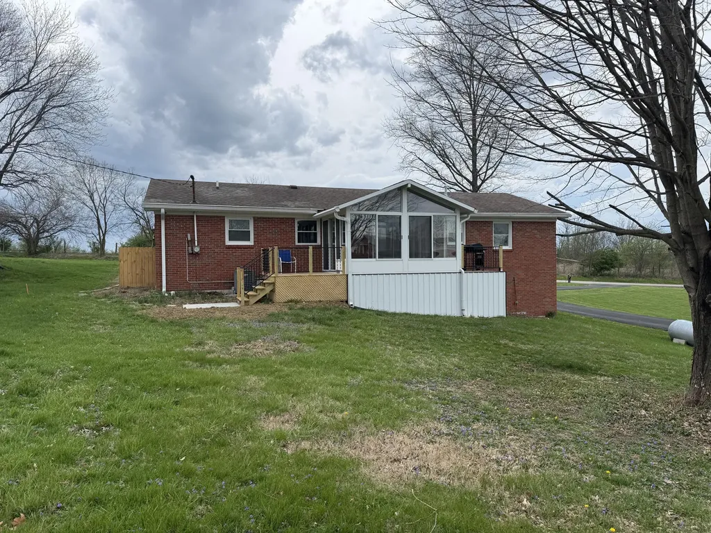1051 Bethlehem Road Paris KY 40361