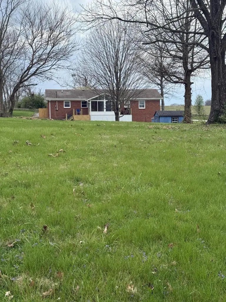 1051 Bethlehem Road Paris KY 40361