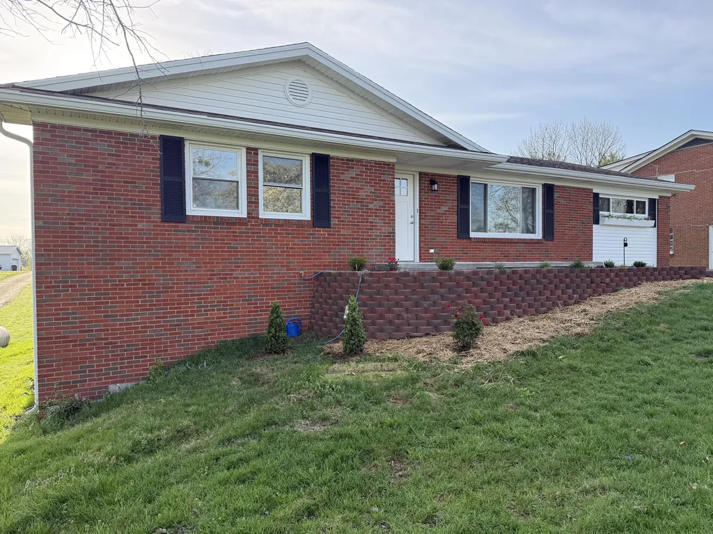 1051 Bethlehem Road Paris KY 40361