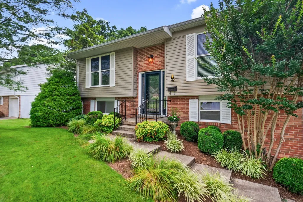 508 Poa Drive Frankfort KY 40601