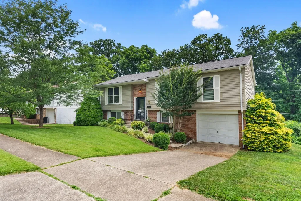 508 Poa Drive Frankfort KY 40601