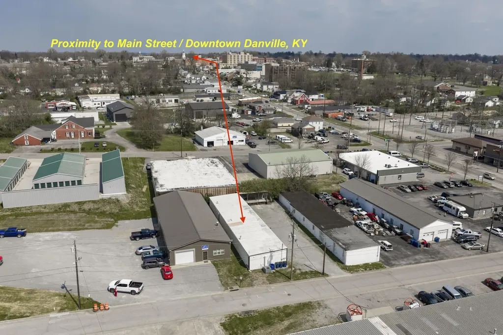 422 Fryes Lane Danville KY 40422