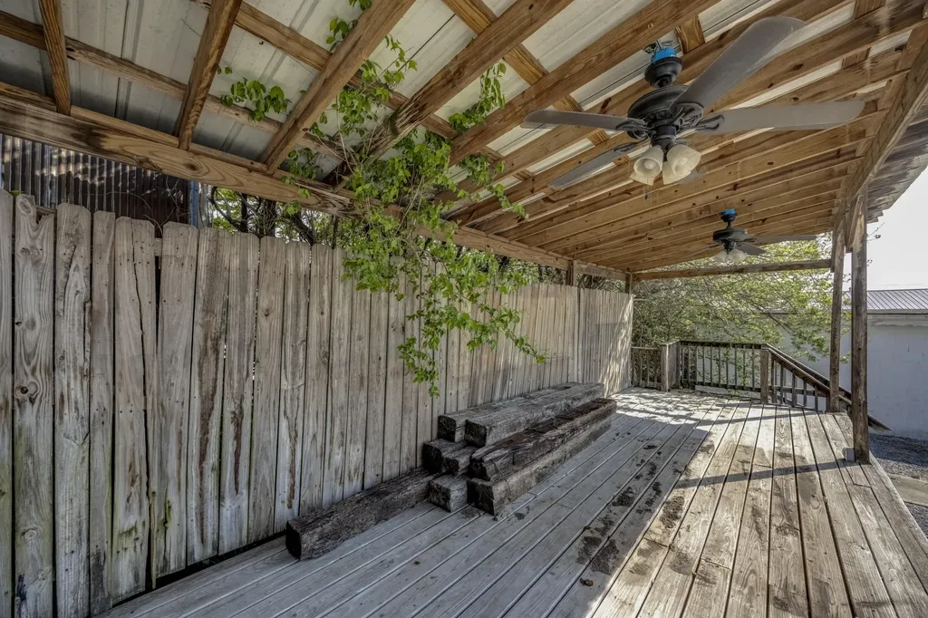422 Fryes Lane Danville KY 40422
