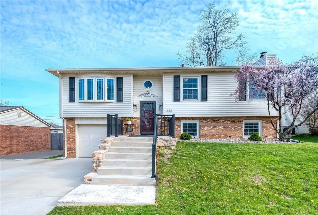 228 Holiday Road Winchester KY 40391