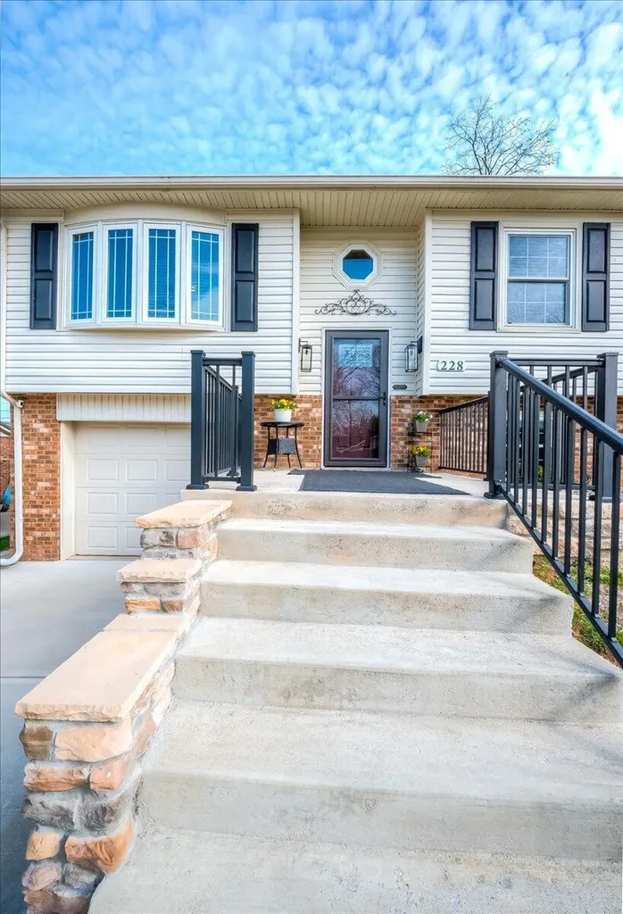 228 Holiday Road Winchester KY 40391