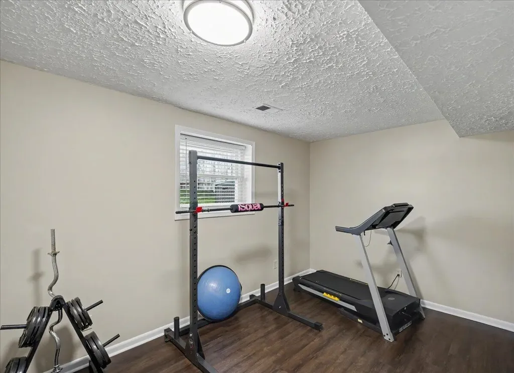 228 Holiday Road Winchester KY 40391