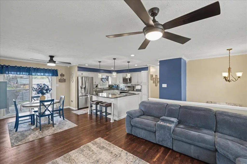 228 Holiday Road Winchester KY 40391
