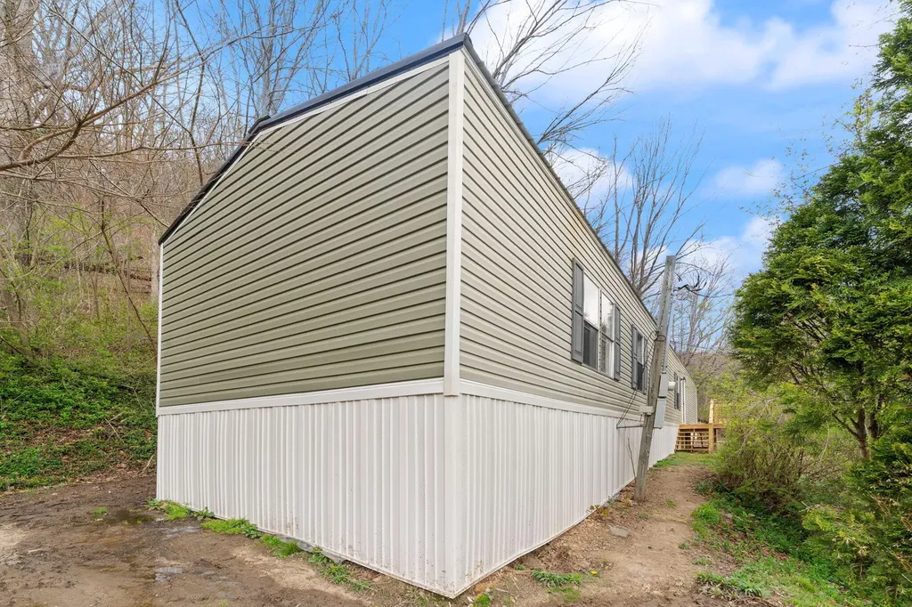 183 Pine Branch Road Harlan KY 40831