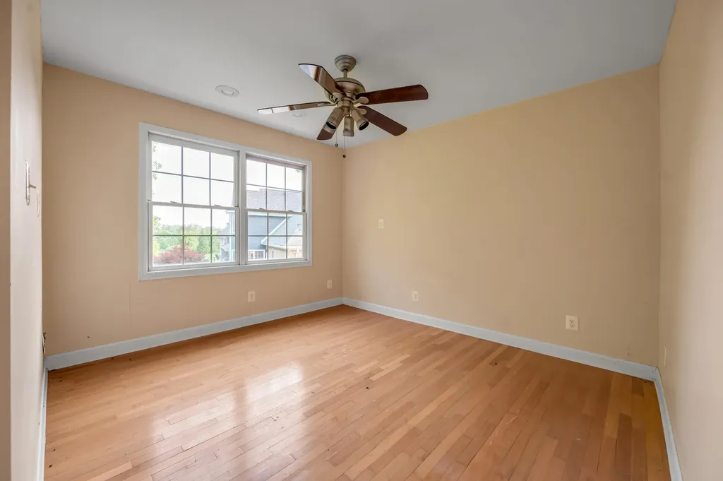315 Whispering Brook Drive Nicholasville KY 40356