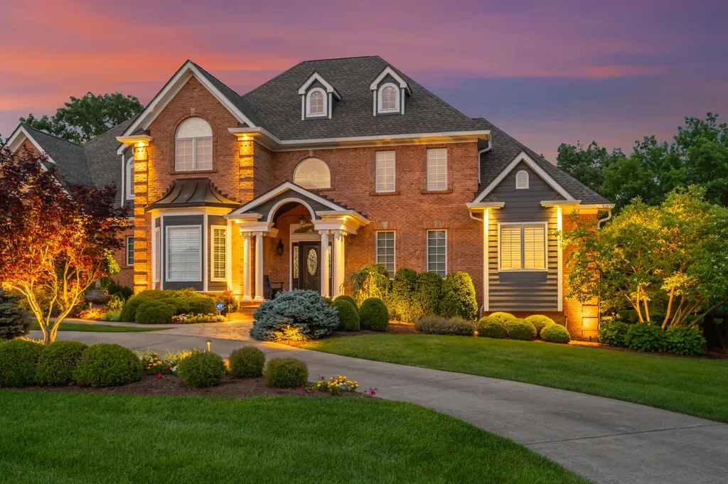 315 Whispering Brook Drive Nicholasville KY 40356