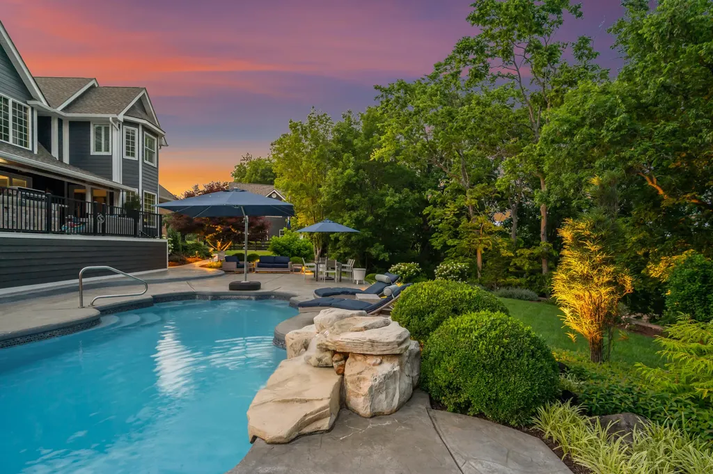 315 Whispering Brook Drive Nicholasville KY 40356