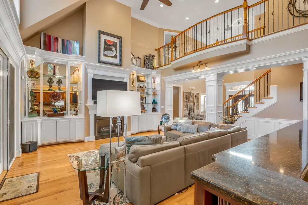 315 Whispering Brook Drive Nicholasville KY 40356