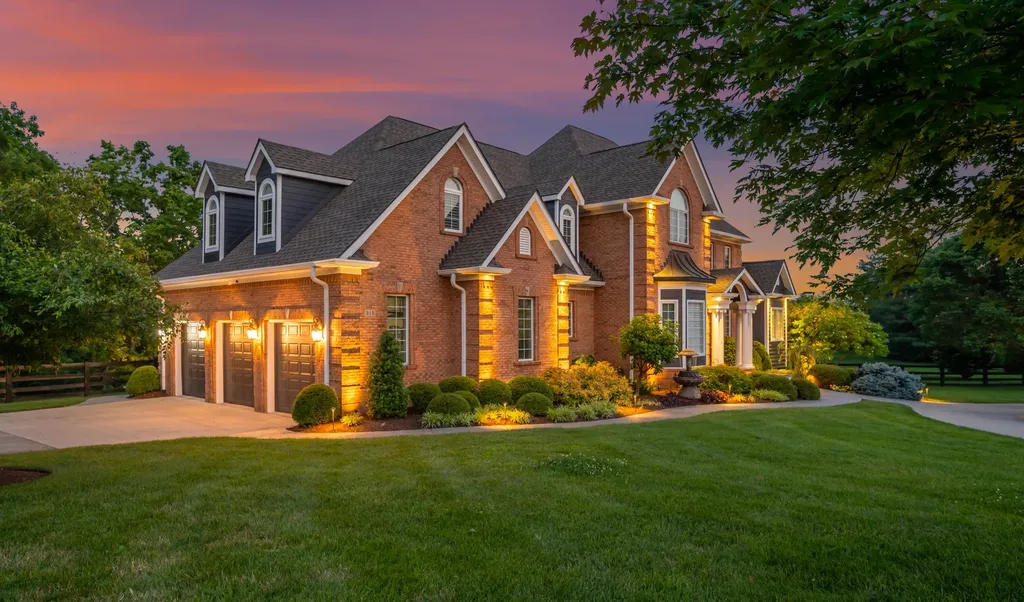 315 Whispering Brook Drive Nicholasville KY 40356
