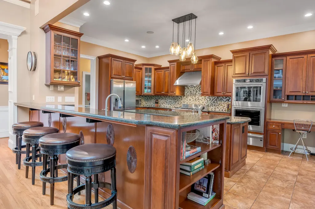315 Whispering Brook Drive Nicholasville KY 40356