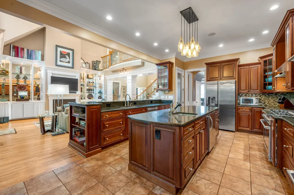 315 Whispering Brook Drive Nicholasville KY 40356
