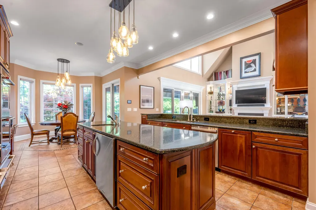 315 Whispering Brook Drive Nicholasville KY 40356