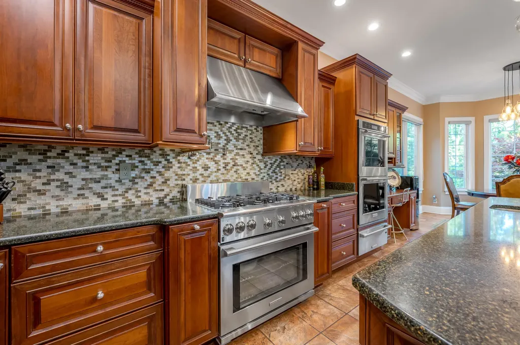 315 Whispering Brook Drive Nicholasville KY 40356