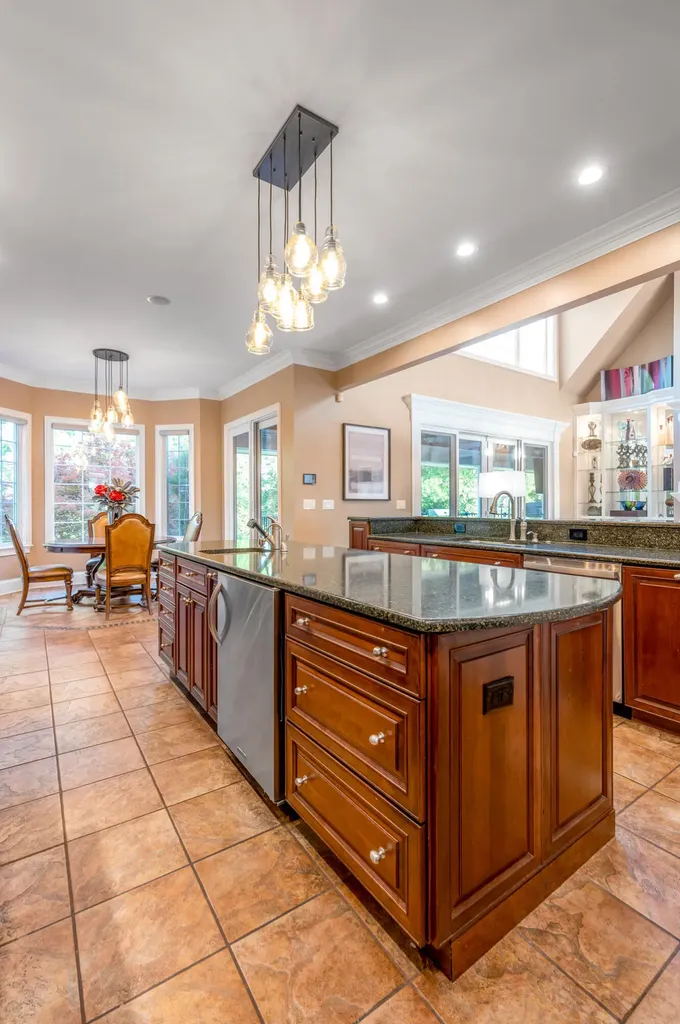 315 Whispering Brook Drive Nicholasville KY 40356