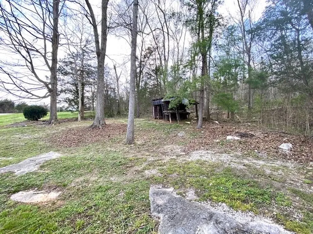 232 State Highway 1258 Monticello KY 42633