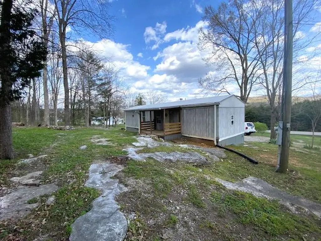 232 State Highway 1258 Monticello KY 42633