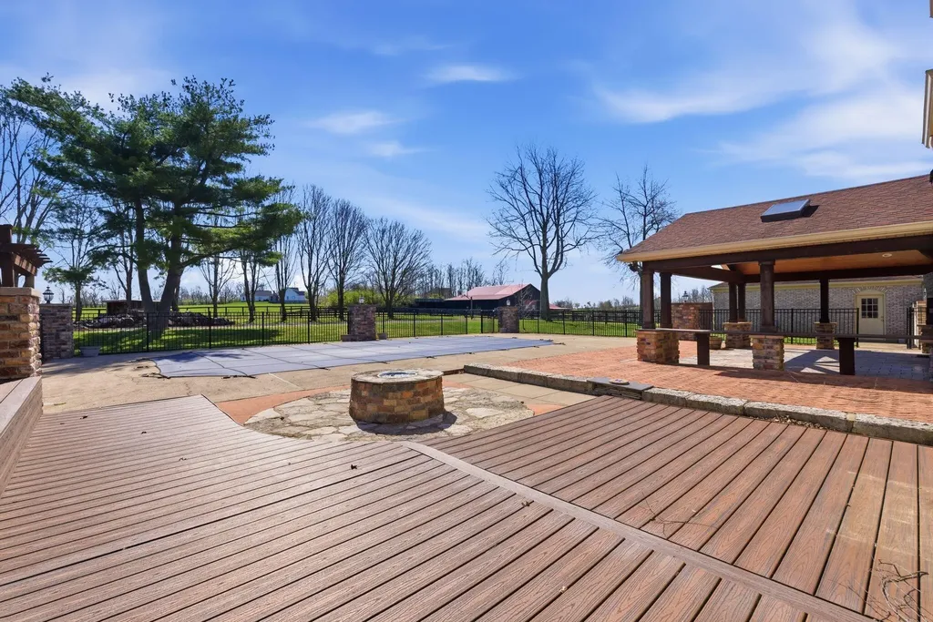 1830 Jacks Creek Pike Lexington KY 40515