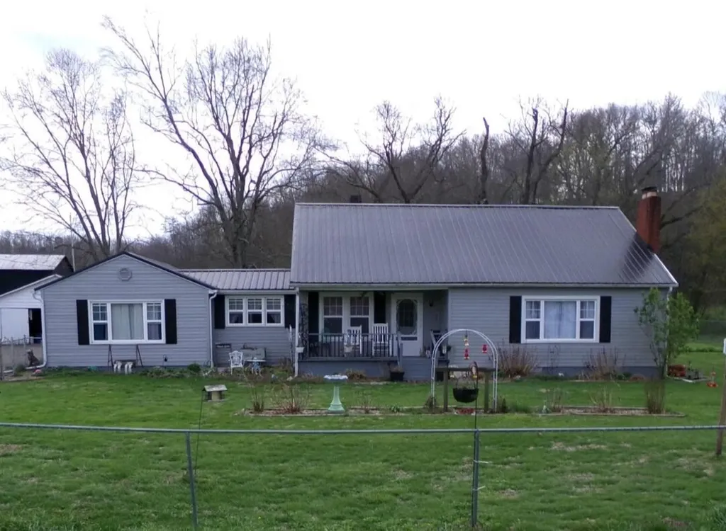 9478 Spencer Pike Mt Sterling KY 40353