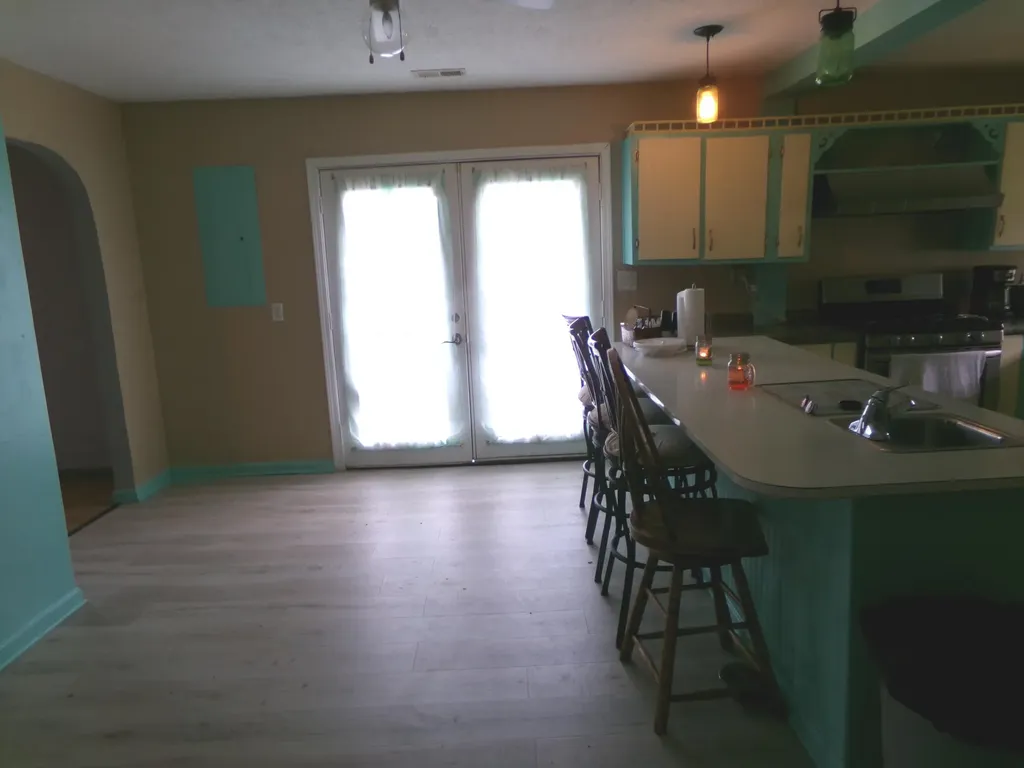 9478 Spencer Pike Mt Sterling KY 40353