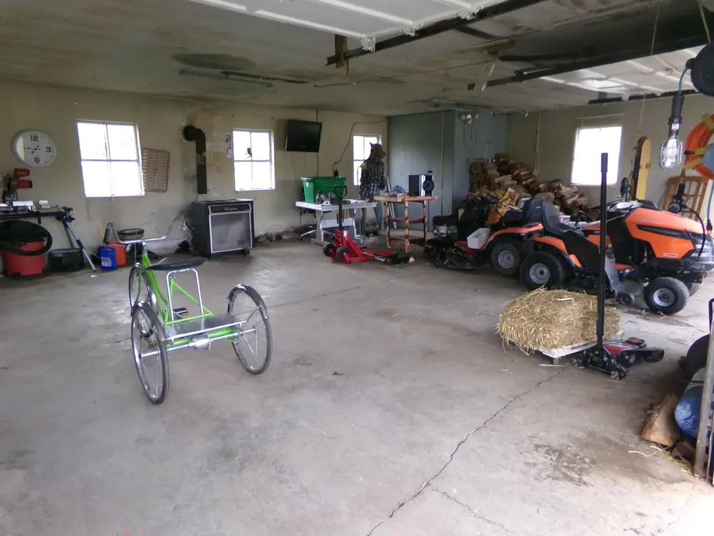 9478 Spencer Pike Mt Sterling KY 40353