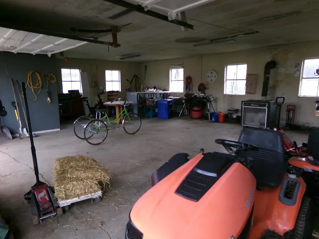 9478 Spencer Pike Mt Sterling KY 40353