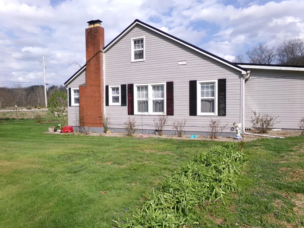 9478 Spencer Pike Mt Sterling KY 40353