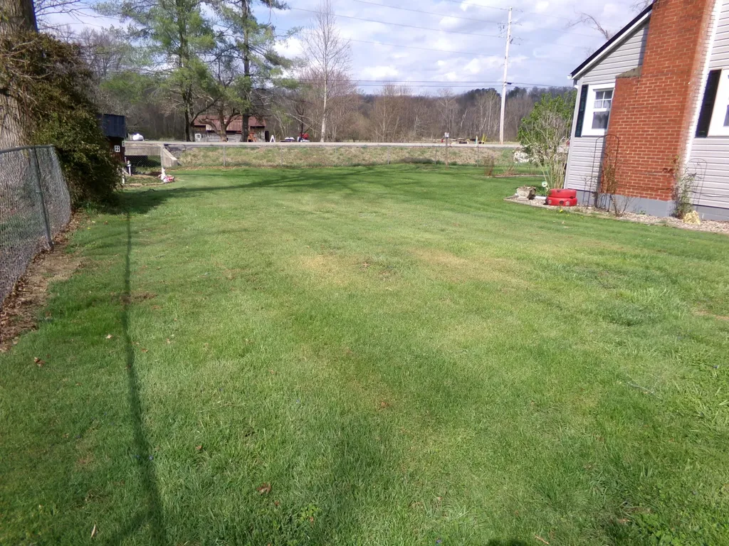 9478 Spencer Pike Mt Sterling KY 40353