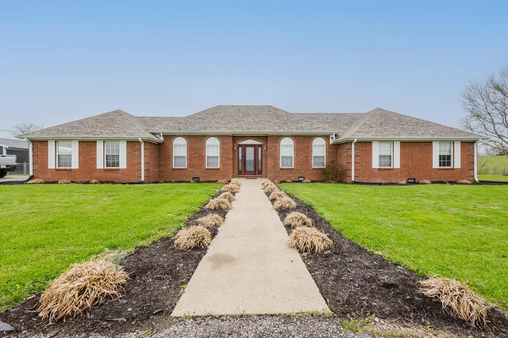 165 John Jones Road Salvisa KY 40372