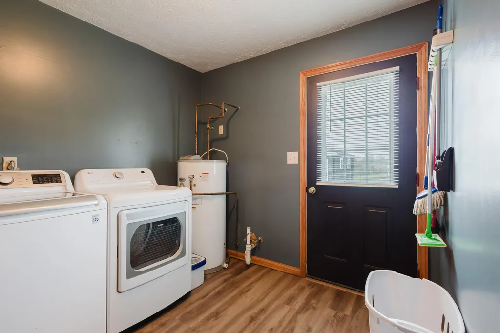 165 John Jones Road Salvisa KY 40372