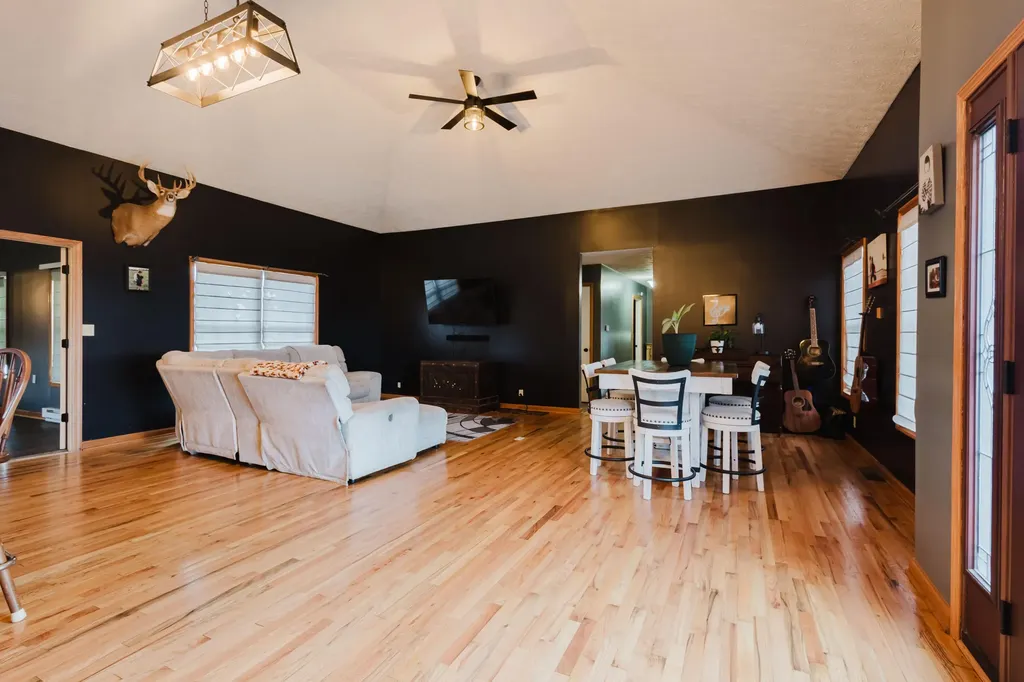 165 John Jones Road Salvisa KY 40372