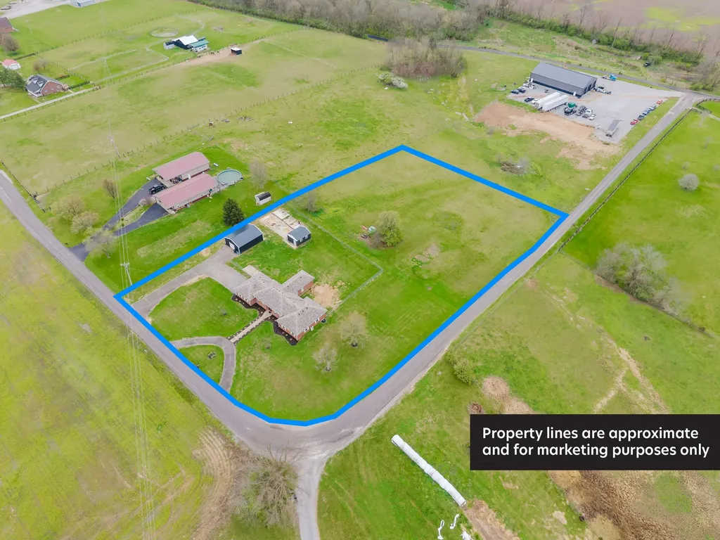 165 John Jones Road Salvisa KY 40372
