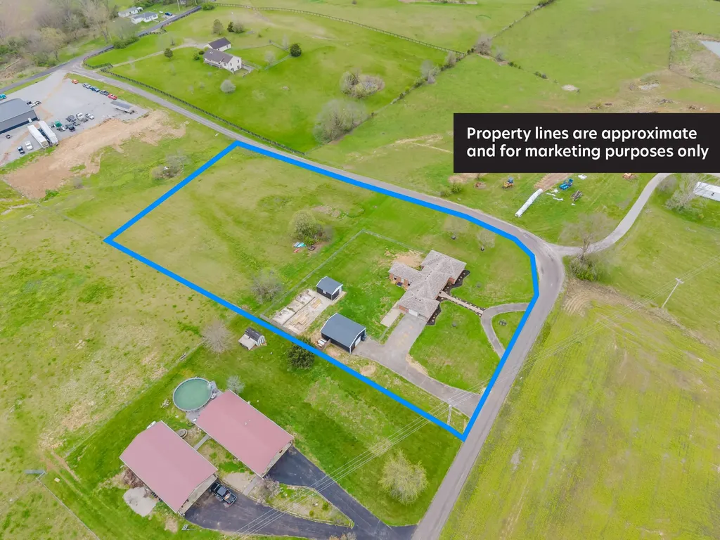165 John Jones Road Salvisa KY 40372