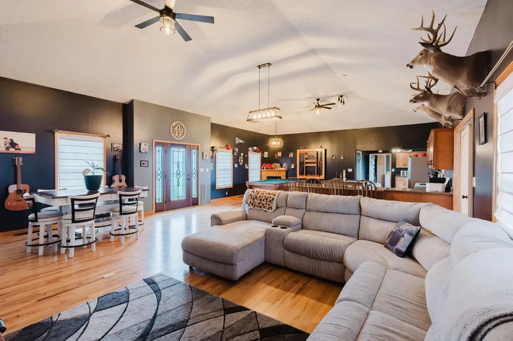 165 John Jones Road Salvisa KY 40372