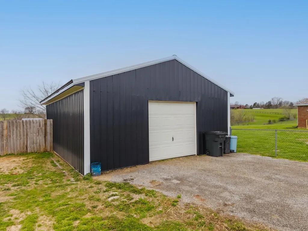 165 John Jones Road Salvisa KY 40372