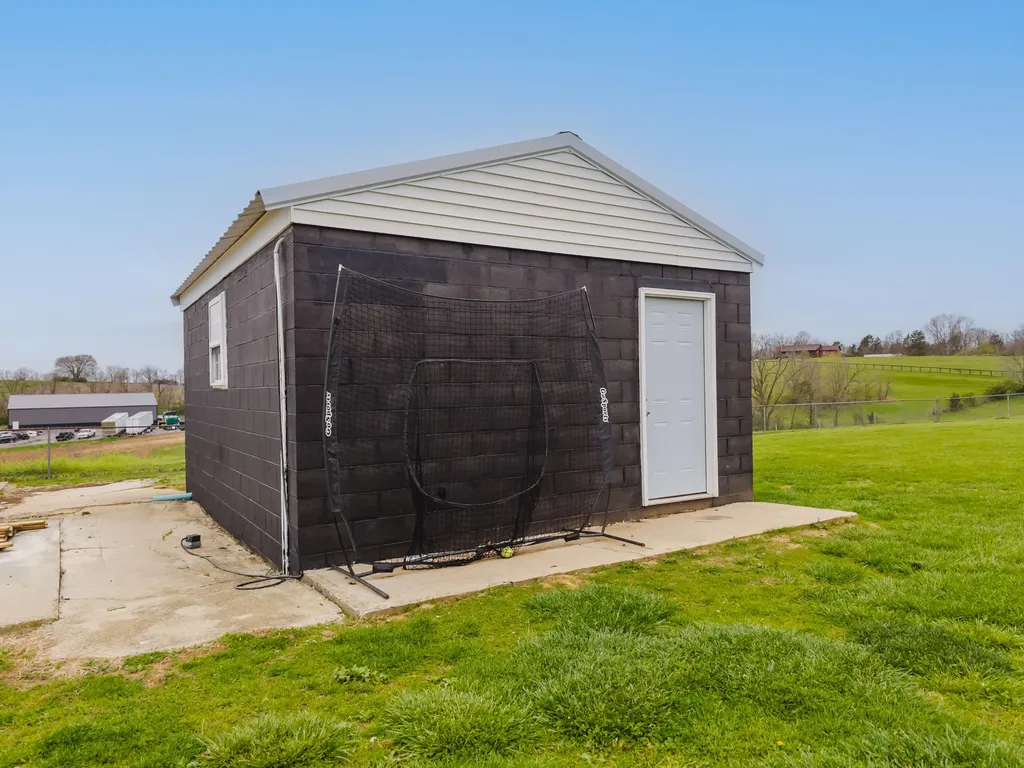 165 John Jones Road Salvisa KY 40372