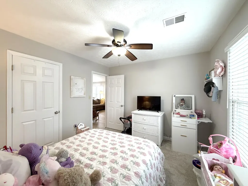 612 Attingham Court Lexington KY 40517