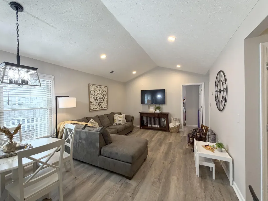 612 Attingham Court Lexington KY 40517