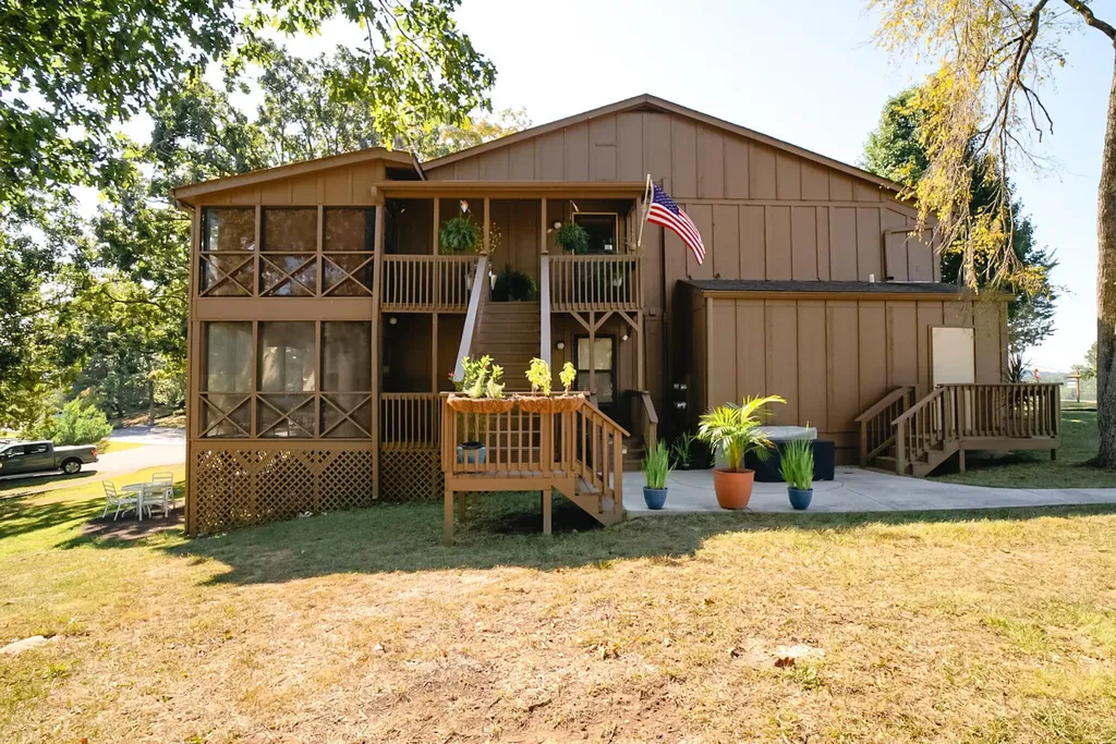 7-2 Woodson Bend Resort Bronston KY 42518