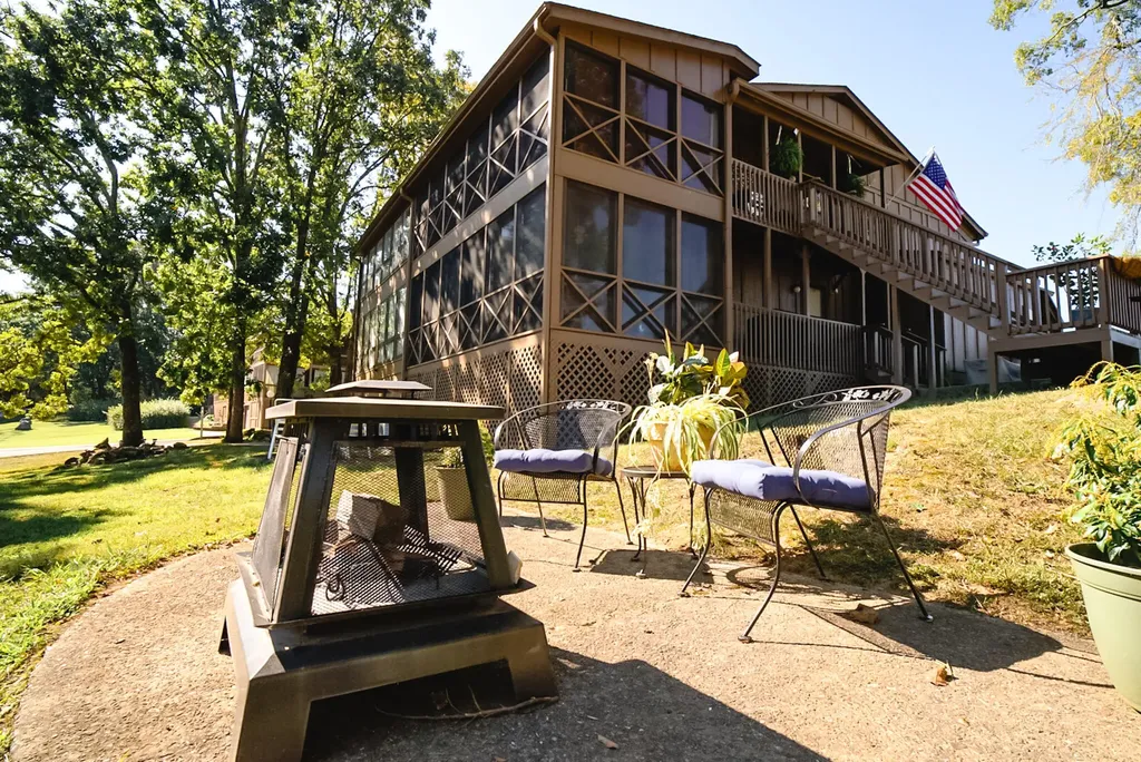 7-2 Woodson Bend Resort Bronston KY 42518
